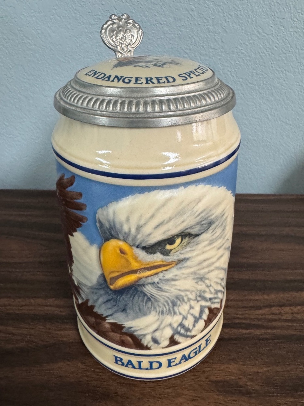 Anheuser-Busch Endangered Species Bald Eagle Lidded Beer Stein 16 oz 1989